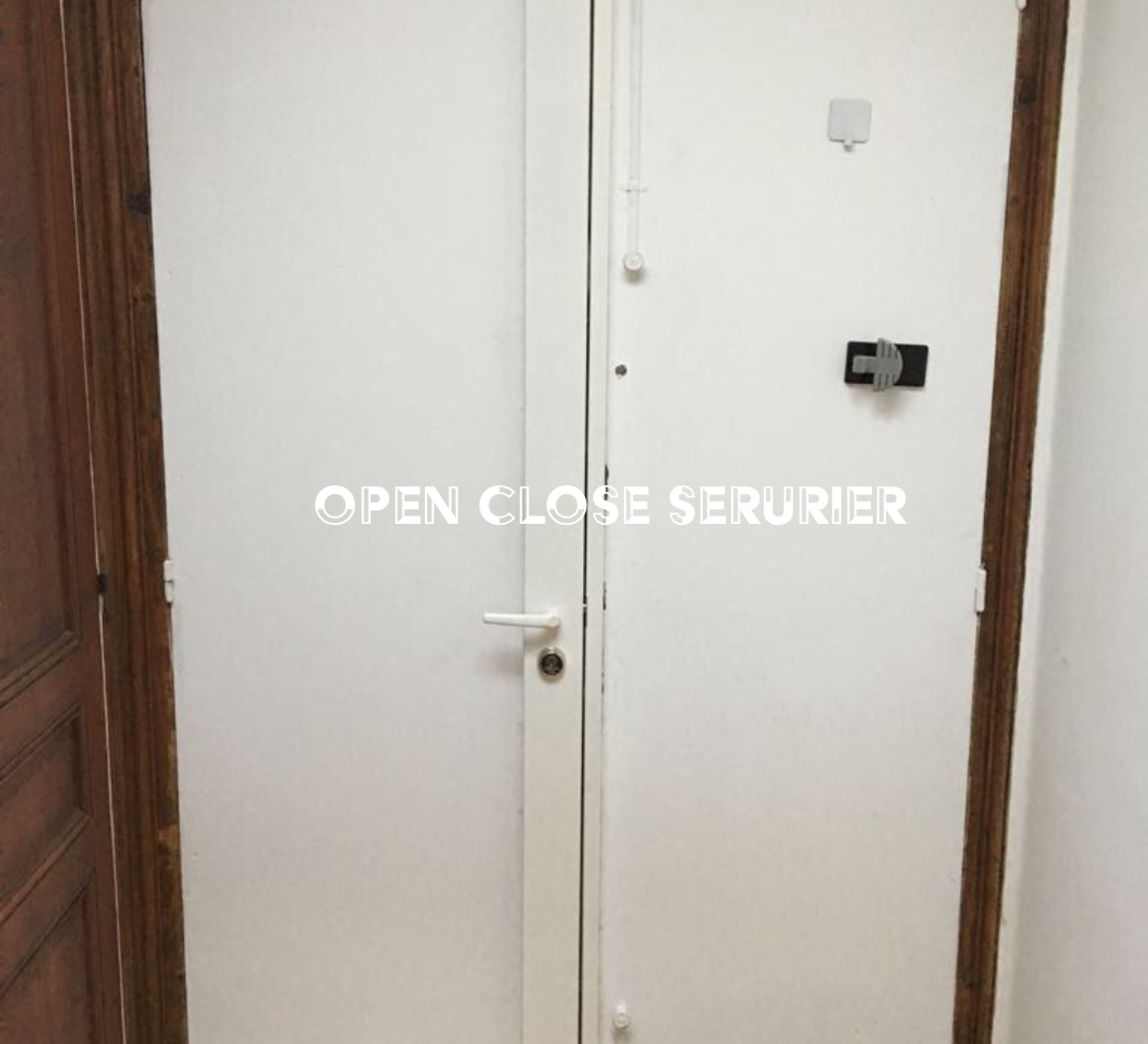 Intervention réelle Open Close Serrurier — pose de porte et serrure à Paris 15